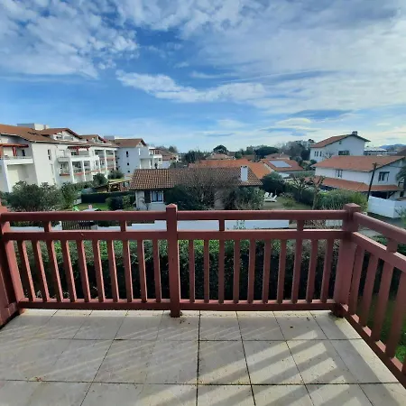 Duplex T3 Avec Terrasses Et Parking, Proche Plages Et Commerces A - Fr-1-239-859