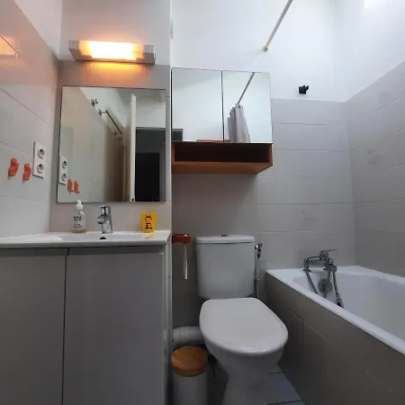 Duplex T3 Avec Terrasses Et Parking, Proche Plages Et Commerces A - Fr-1-239-859 아파트 앙글레