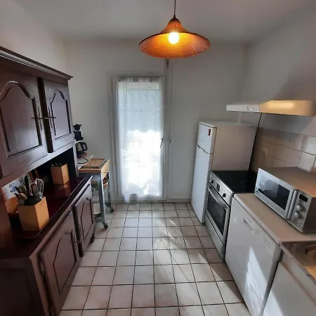 Duplex T3 Avec Terrasses Et Parking, Proche Plages Et Commerces A - Fr-1-239-859