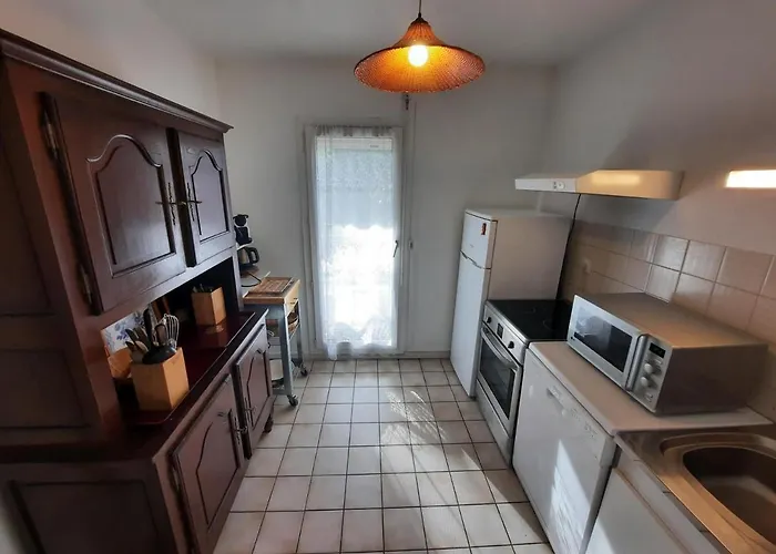 Duplex T3 Avec Terrasses Et Parking, Proche Plages Et Commerces A - Fr-1-239-859